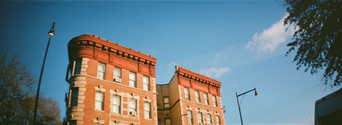 Raus mit deinem Angebot! Schreibseminare für Organisationen für Schreibtrainer:innen